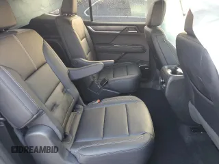 2024 GMC Acadia FWD Elevation z VIN 1GKENKKS7RJ171373, wystawiony jako Copart lot #68134624 z przebiegiem 1632 mil mil oraz Szkody całkowita. Historia ofert i sprzedaży dostępna na DreamBid. Obrazek 11.