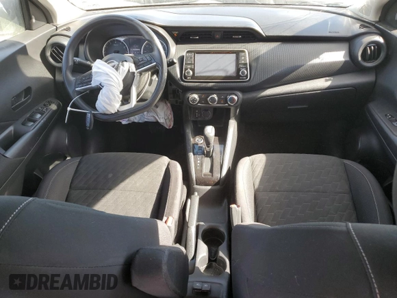 2022 Nissan Kicks S z VIN 3N1CP5BV8NL506994, wystawiony jako Copart lot #85803864 z przebiegiem 42 916 mil mil oraz Szkoda całkowita • Salvage title. Historia ofert i sprzedaży dostępna na DreamBid. Obrazek 8.
