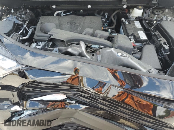 2025 Toyota RAV4 XLE Premium with VIN 2T3C1RFV5SW372661, listed as a Copart auction lot 58732625 with 14,426 mi miles and Salvage title. Bid and sale history available at DreamBid. Image 12.