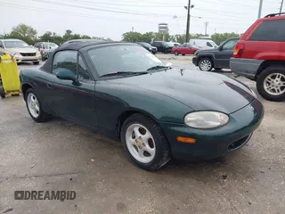 2000 Mazda MX-5 Miata z VIN JM1NB3537Y0141194, wystawiony jako IAAI lot #41767126 z przebiegiem Nie podano mil oraz . Historia ofert i sprzedaży dostępna na DreamBid. Obrazek 1.