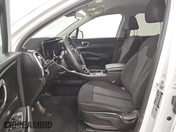 2022 Kia Sorento LX with VIN 5XYRGDLC2NG075039, listed as a Copart auction lot 56570695 with 81,911 mi miles and Clean title. Bid and sale history available at DreamBid. Image 7.