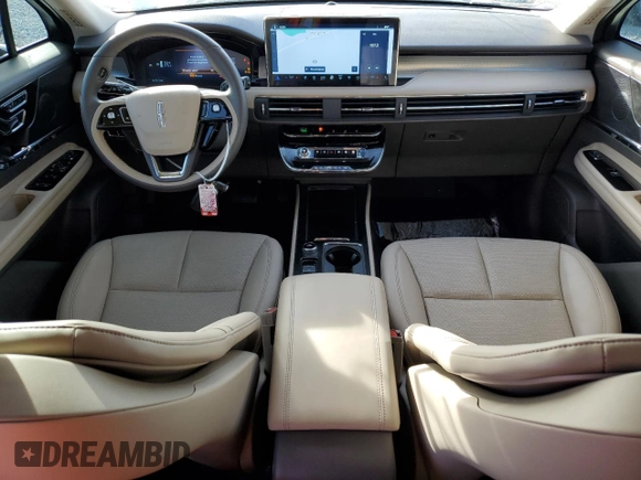 2024 Lincoln Corsair Premiere z VIN 5LMCJ1CA3RUL16513, wystawiony jako Copart lot #77210264 z przebiegiem 2 675 mil mil oraz Nie do naprawy • Non repairable. Historia ofert i sprzedaży dostępna na DreamBid. Obrazek 8.
