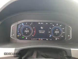 2022 Volkswagen Atlas SEL Premium R-Line с VIN 1V2FR2CA1NC517537, выставлен на аукционе Copart как лот 49682925 с пробегом 34 391 миль миль и Списание • Salvage title. История ставок и продаж доступна на DreamBid. Изображение 9.