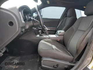 2019 Dodge Charger SXT z VIN 2C3CDXBG4KH714883, wystawiony jako Copart lot #54918765 z przebiegiem 143 706 mil mil oraz Szkoda całkowita • Salvage title. Historia ofert i sprzedaży dostępna na DreamBid. Obrazek 7.