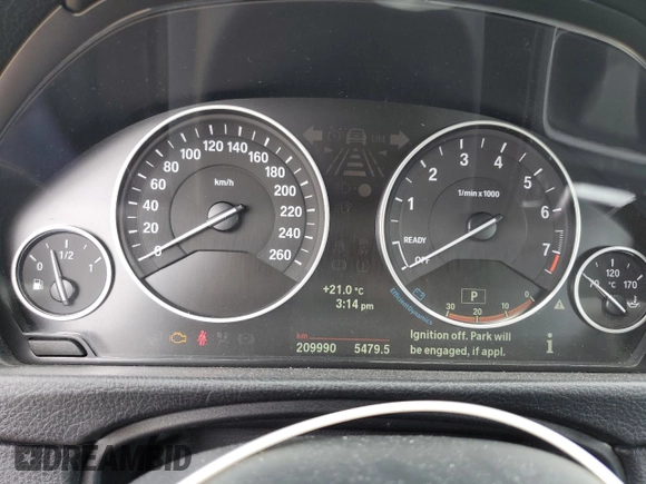 2013 BMW 3 Series 328i xDrive with VIN WBA3B3C5XDF531142, listed as a Copart auction lot 58651745 with 209,990 mi miles and Clean title. Bid and sale history available at DreamBid. Image 9.