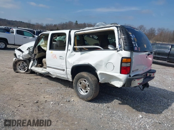 2005 GMC Yukon XL SLT with VIN 3GKGK26GX5G100493, listed as a IAAI auction lot 40961026 with 1 mi miles. Bid and sale history available at carsss.com. Image 3.
