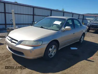 2000 Honda Accord EX with VIN 1HGCG1659YA042210, listed as a IAAI auction lot 42587079 with 149,192 mi miles and . Bid and sale history available at DreamBid. Image 2.