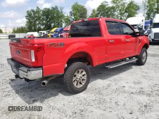 2018 Ford F-250 XL z VIN 1FT7W2B6XJEC16792, wystawiony jako Copart lot #54939215 z przebiegiem 130 610 mil mil oraz Szkoda całkowita • Salvage title. Historia ofert i sprzedaży dostępna na DreamBid. Obrazek 3.