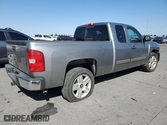 2007 Chevrolet Silverado 1500 LT w/1LT with VIN 2GCEC19J971680915, listed as a Copart auction lot 70333064 with 156,687 mi miles and Salvage Title. Bid and sale history available at carsss.com. Image 3.