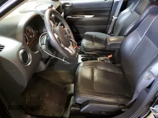 2016 Jeep Compass High Altitude с VIN 1C4NJDEB0GD738761, выставлен на аукционе Copart как лот 63696045 с пробегом 45 521 миль миль и Списание • Salvage title. История ставок и продаж доступна на DreamBid. Изображение 7.
