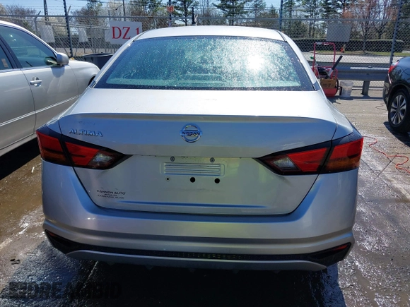 2021 Nissan Altima 2.5 S with VIN 1N4BL4BV2MN364984, listed as a IAAI auction lot 41761383 with 118,695 mi miles. Bid and sale history available at carsss.com. Image 17.