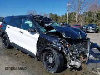 2023 Ford Police Interceptor Utility z VIN 1FM5K8AW8PNA01410, wystawiony jako IAAI lot #41623905 z przebiegiem 24 978 mil mil oraz . Historia ofert i sprzedaży dostępna na DreamBid. Obrazek 1.