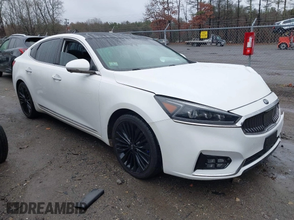 2018 Kia Cadenza Limited with VIN KNALC4J11J5099335, listed as a IAAI auction lot 41217994 with 55,335 mi miles. Bid and sale history available at carsss.com. Image 1.