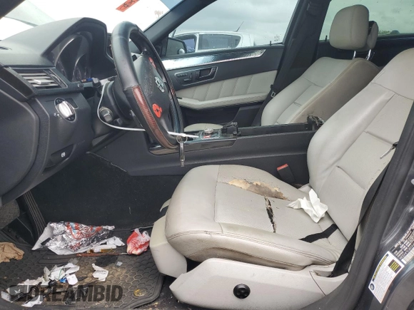 2010 Mercedes-Benz E 350 Luxury z VIN WDDHF5GB0AA078706, wystawiony jako Copart lot #49172915 z przebiegiem 208 869 mil mil oraz Szkoda całkowita • Salvage title. Historia ofert i sprzedaży dostępna na DreamBid. Obrazek 7.