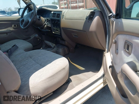 2004 Toyota Tacoma with VIN 5TENL42N04Z459368, listed as a IAAI auction lot 42585136 with 152,694 mi miles and . Bid and sale history available at DreamBid. Image 5.