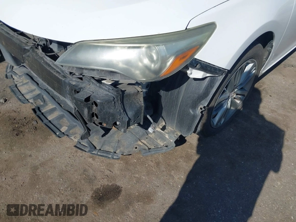 2015 Toyota Camry XLE with VIN 4T1BF1FK2FU001539, listed as a IAAI auction lot 41958674 with 163,758 mi miles and . Bid and sale history available at DreamBid. Image 6.