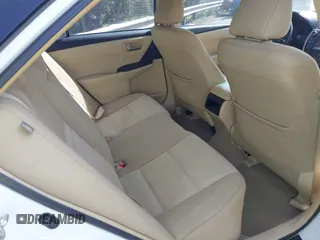 2015 Toyota Camry XLE z VIN 4T1BF1FK9FU874141, wystawiony jako IAAI lot #42025319 z przebiegiem 180 879 mil mil oraz . Historia ofert i sprzedaży dostępna na DreamBid. Obrazek 8.