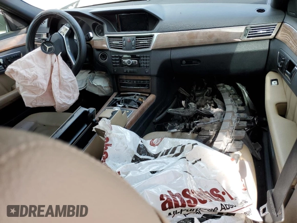 2013 Mercedes-Benz E 350 Luxury with VIN WDDHF5KB2DA692054, listed as a Copart auction lot 62881865 with 210,098 mi miles and Clean title. Bid and sale history available at DreamBid. Image 8.