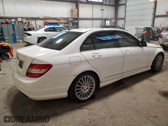2009 Mercedes-Benz C с VIN WDDGF52X59F349563, выставлен на аукционе Copart как лот 42548535 с пробегом 192 032 миль миль и Списание • Salvage title. История ставок и продаж доступна на DreamBid. Изображение 3.