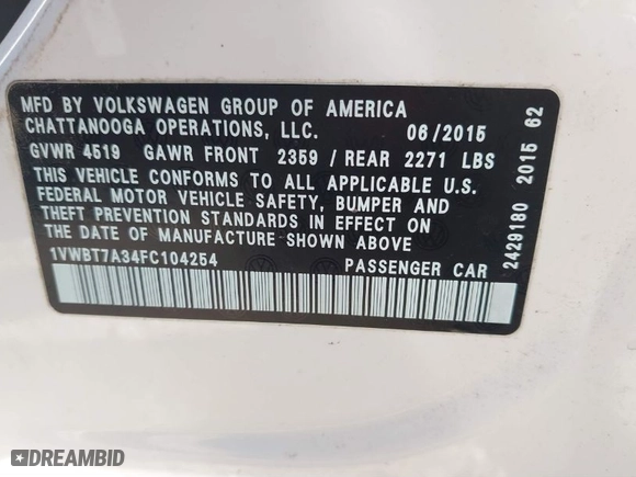2015 Volkswagen Passat 1.8T SE w/Sunroof & Nav with VIN 1VWBT7A34FC104254, listed as a IAAI auction lot 41361800 with 155,692 mi miles. Bid and sale history available at carsss.com. Image 9.