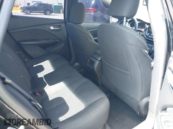 2016 Dodge Dart SXT z VIN 1C3CDFBB6GD660618, wystawiony jako IAAI lot #42295857 z przebiegiem 104 585 mil mil oraz . Historia ofert i sprzedaży dostępna na DreamBid. Obrazek 8.