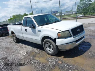 2005 Ford F-150 XL с VIN 1FTRF12W25NA55492, выставлен на аукционе IAAI как лот 42146922 с пробегом 183 461 миль миль и . История ставок и продаж доступна на DreamBid. Изображение 1.