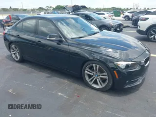 2016 BMW 3 Series 328i z VIN WBA8E9G5XGNT82963, wystawiony jako IAAI lot #42672088 z przebiegiem 73 167 mil mil oraz . Historia ofert i sprzedaży dostępna na DreamBid. Obrazek 1.