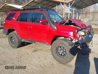2019 Toyota 4Runner SR5 с VIN JTEBU5JR8K5615811, выставлен на аукционе IAAI как лот 41152252 с пробегом 96 449 миль миль и . История ставок и продаж доступна на DreamBid. Изображение 1.