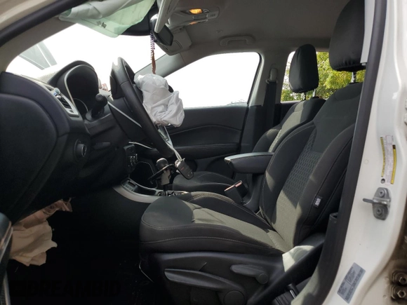 2017 Jeep Compass Sport with VIN 3C4NJCAB6HT632763, listed as a Copart auction lot 69117274 with Not Provided miles and Salvage Title. Bid and sale history available at carsss.com. Image 7.