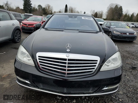 2012 Mercedes-Benz S 550 z VIN WDDNG9EB5CA435357, wystawiony jako Copart lot #49278995 z przebiegiem 91 672 mil mil oraz Szkoda całkowita • Salvage title. Historia ofert i sprzedaży dostępna na DreamBid. Obrazek 5.