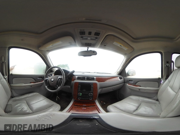 2007 Chevrolet Tahoe LTZ z VIN 1GNFK13037J332824, wystawiony jako IAAI lot #41505874 z przebiegiem 219 823 mil mil oraz . Historia ofert i sprzedaży dostępna na DreamBid. Obrazek 18.