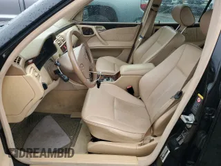 2001 Mercedes-Benz E-Class with VIN WDBJF70J31B324620, listed as a Copart auction lot 47748555 with 160,041 mi miles and Salvage Title. Bid and sale history available at carsss.com. Image 7.