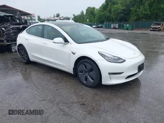 2019 Tesla Model 3 Long Range z VIN 5YJ3E1EBXKF442335, wystawiony jako IAAI lot #42240884 z przebiegiem 28 283 mil mil oraz . Historia ofert i sprzedaży dostępna na DreamBid. Obrazek 1.