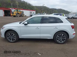 2022 Audi Q5 S line Premium Plus with VIN WA1EAAFY2N2014414, listed as a IAAI auction lot 42069743 with 44,654 mi miles and . Bid and sale history available at DreamBid. Image 15.