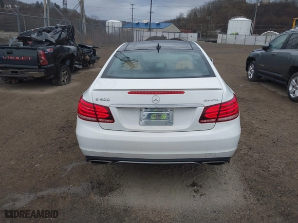 2015 Mercedes-Benz E-Class E 400 with VIN WDDKJ6HB7FF294796, listed as a IAAI auction lot 41800037 with 77,656 mi miles. Bid and sale history available at carsss.com. Image 16.