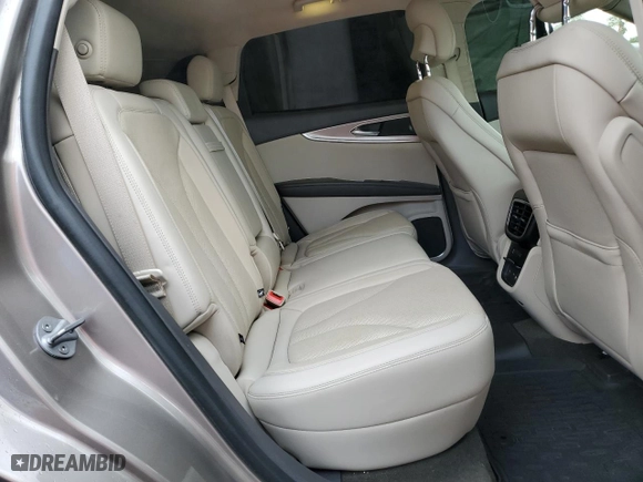 2019 Lincoln Nautilus Reserve with VIN 2LMPJ6LP0KBL17821, listed as a Copart auction lot 64954332 with 35,620 mi miles. Bid and sale history available at carsss.com. Image 6.