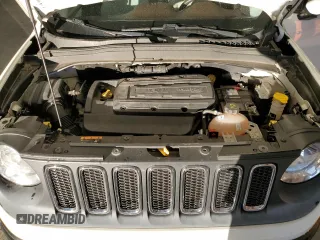 2015 Jeep Renegade Latitude with VIN ZACCJBBH9FPC11483, listed as a Copart auction lot 41689685 with 88,080 mi miles and Clean Title. Bid and sale history available at carsss.com. Image 12.