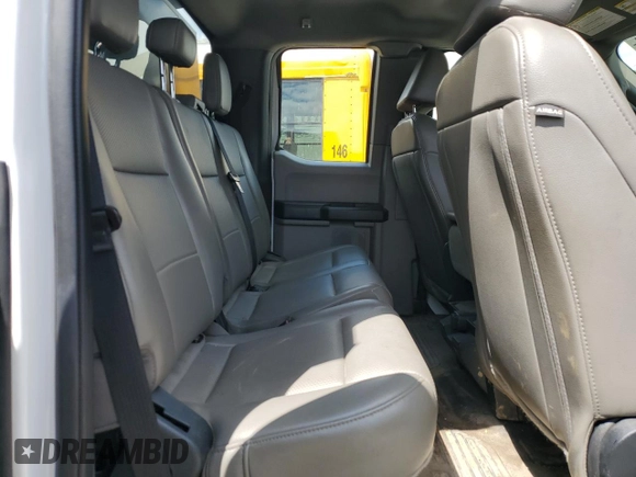 2022 Ford F-450 с VIN 1FD9X4HT2NEF66207, выставлен на аукционе Copart как лот 58410455 с пробегом 17 011 миль миль и Списание • Salvage title. История ставок и продаж доступна на DreamBid. Изображение 10.