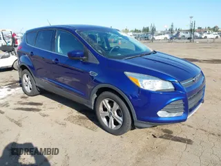 2013 Ford Escape SE with VIN 1FMCU0GX1DUD15694, listed as a IAAI auction lot 42006446 with 97,475 mi miles. Bid and sale history available at carsss.com. Image 1.