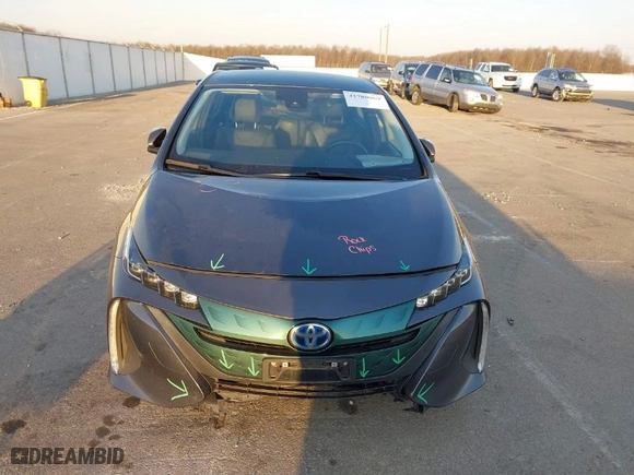 2018 Toyota Prius Prime Plus with VIN JTDKARFP7J3077320, listed as a IAAI auction lot 41780069 with 121,509 mi miles. Bid and sale history available at carsss.com. Image 12.