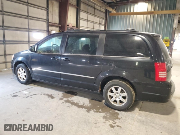2010 Chrysler Town & Country Touring z VIN 2A4RR5D17AR431823, wystawiony jako Copart lot #60486005 z przebiegiem 200 459 mil mil oraz Czysty tytuł • Clean title. Historia ofert i sprzedaży dostępna na DreamBid. Obrazek 2.