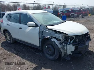 2017 Nissan Rogue SV with VIN KNMAT2MV1HP533572, listed as a IAAI auction lot 41999948 with 190,216 mi miles. Bid and sale history available at carsss.com. Image 1.