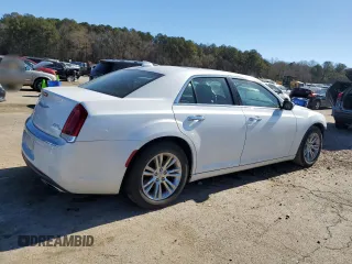 2016 Chrysler 300 with VIN 2C3CCAET1GH198305, listed as a Copart auction lot 88867505 with 101,795 mi miles and Salvage Title. Bid and sale history available at carsss.com. Image 3.