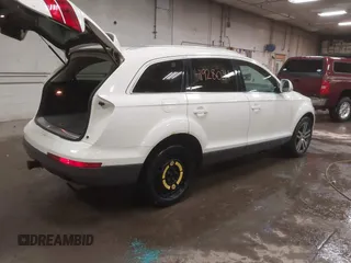2007 Audi Q7 Premium with VIN WA1BY74L37D058938, listed as a IAAI auction lot 41928034 with 163,779 mi miles and . Bid and sale history available at DreamBid. Image 4.
