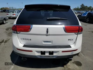 2011 Lincoln MKX with VIN 2LMDJ6JK5BBJ18337, listed as a Copart auction lot 50809295 with 186,910 mi miles and Clean Title. Bid and sale history available at carsss.com. Image 6.