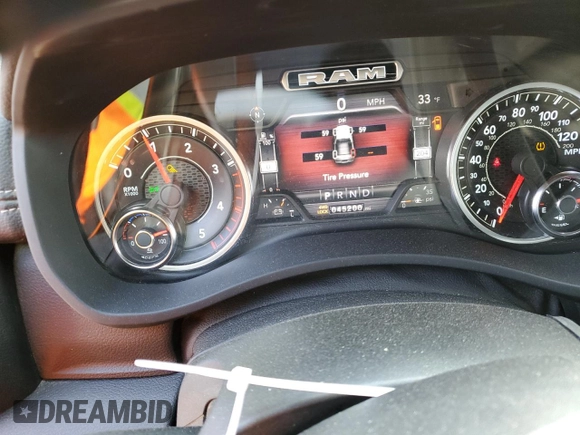 2019 Ram 2500 Laramie with VIN 3C6UR5NL3KG654990, listed as a Copart auction lot 40137264 with 45,200 mi miles and Salvage Title. Bid and sale history available at carsss.com. Image 9.