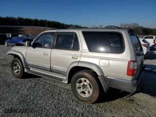 1998 Toyota 4Runner with VIN JT3GN87R7W0066478, listed as a Copart auction lot 46827425 with 247,495 mi miles and Salvage Title. Bid and sale history available at carsss.com. Image 2.