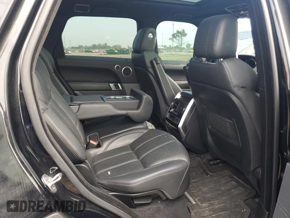 2017 Land Rover Range Rover Sport HSE with VIN SALWR2FV1HA667642, listed as a Copart auction lot 60687705 with 134,136 mi miles and Clean title. Bid and sale history available at DreamBid. Image 10.