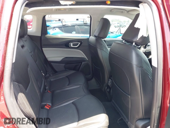 2022 Jeep Compass High Altitude with VIN 3C4NJDCB3NT111272, listed as a IAAI auction lot 42552503 with 27,246 mi miles and . Bid and sale history available at DreamBid. Image 8.