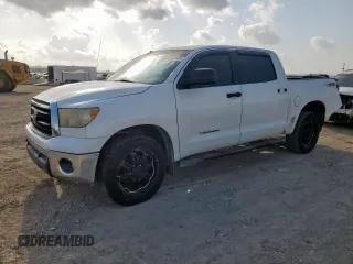 2013 Toyota Tundra z VIN 5TFEM5F10DX067587, wystawiony jako Copart lot #61635425 z przebiegiem 178 976 mil mil oraz Szkoda całkowita • Salvage title. Historia ofert i sprzedaży dostępna na DreamBid. Obrazek 1.